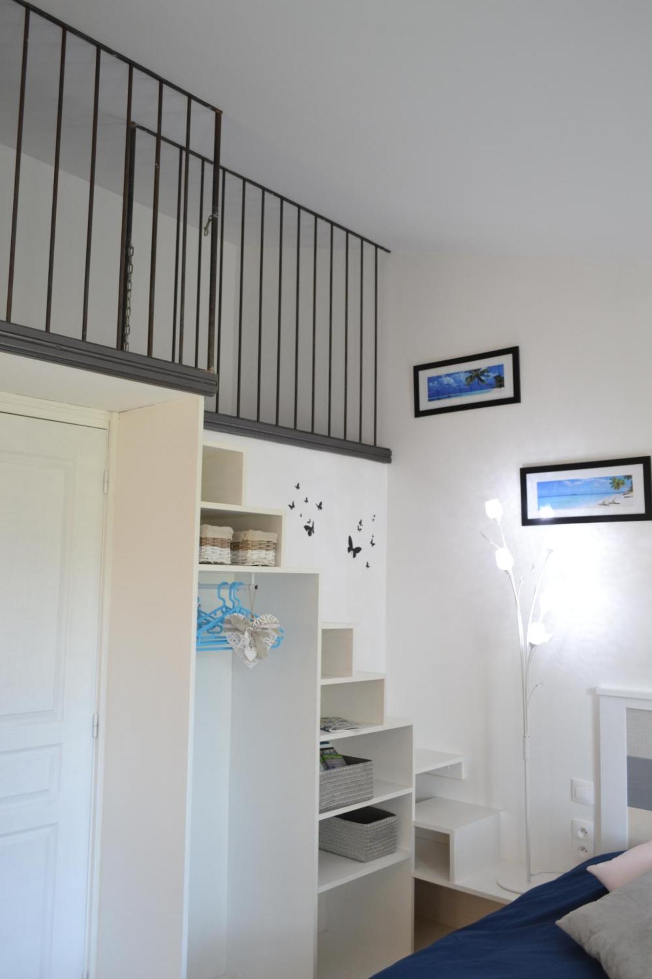 L'Instant Bleu Hotel Маронс Екстериор снимка